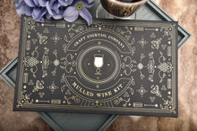Load image into Gallery viewer, Mulled Wine Kit - Premium Gift Box - Makes 5 litres of Mulled Wine With 5 infusion bags