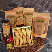Load image into Gallery viewer, The Hottie Holi Gift Hamper - Pack of 8