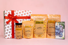 Load image into Gallery viewer, FoodCloud Munchies Valentine Special Gift Box
