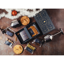 Load image into Gallery viewer, Mulled Wine Kit with Wine Glasses - Premium Gift Box - Makes 5 litres of Mulled Wine With 5 infusion bags
